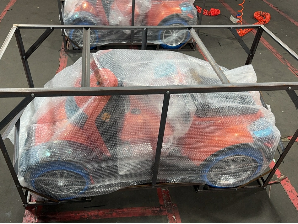 Strong packaging for electric scooters in sea transportation